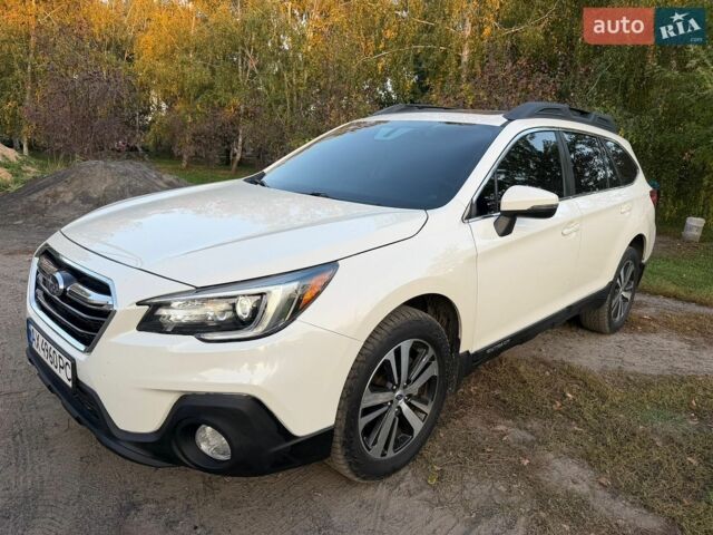 Білий Субару Аутбек, об'ємом двигуна 2.5 л та пробігом 149 тис. км за 15000 $, фото 7 на Automoto.ua