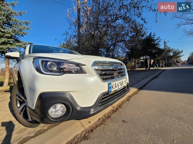 Білий Субару Аутбек, об'ємом двигуна 2.5 л та пробігом 77 тис. км за 18000 $, фото 2 на Automoto.ua