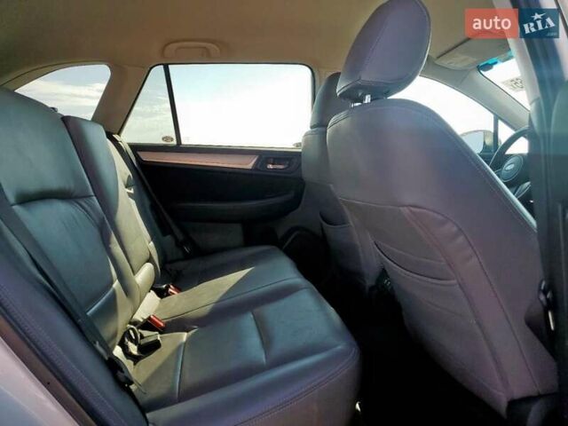Субару Аутбек 2018 у Чернівцях на Automoto.ua Білий Субару Аутбек, об'ємом двигуна 2.5 л та пробігом 125 тис. км за 6100 $, фото 10 на Automoto.ua