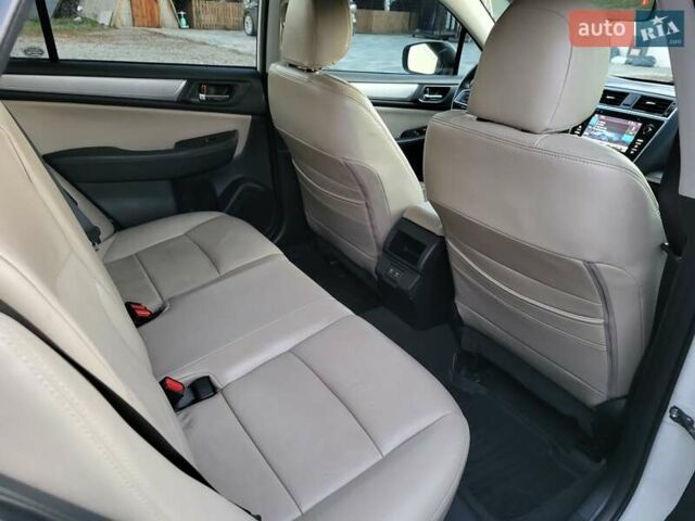 Белый Субару Аутбек, объемом двигателя 2.5 л и пробегом 105 тыс. км за 14999 $, фото 36 на Automoto.ua