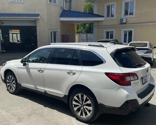 Білий Субару Аутбек, об'ємом двигуна 3.63 л та пробігом 69 тис. км за 26100 $, фото 5 на Automoto.ua