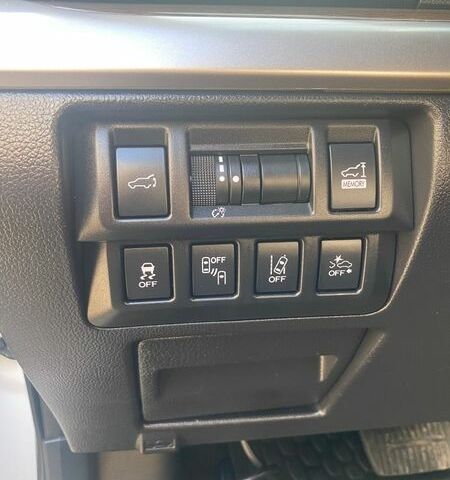 Білий Субару Аутбек, об'ємом двигуна 2.5 л та пробігом 166 тис. км за 19500 $, фото 18 на Automoto.ua