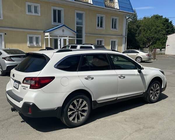 Білий Субару Аутбек, об'ємом двигуна 3.63 л та пробігом 69 тис. км за 26100 $, фото 14 на Automoto.ua