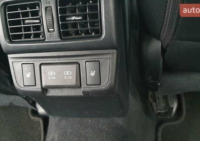 Белый Субару Аутбек, объемом двигателя 2.5 л и пробегом 199 тыс. км за 19450 $, фото 10 на Automoto.ua