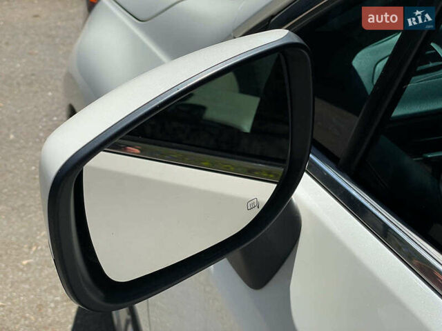 Белый Субару Аутбек, объемом двигателя 2.5 л и пробегом 102 тыс. км за 15990 $, фото 12 на Automoto.ua