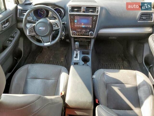 Субару Аутбек 2018 у Чернівцях на Automoto.ua Білий Субару Аутбек, об'ємом двигуна 2.5 л та пробігом 125 тис. км за 6100 $, фото 6 на Automoto.ua