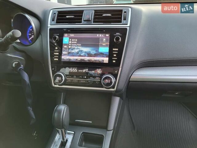 Белый Субару Аутбек, объемом двигателя 2.5 л и пробегом 105 тыс. км за 14999 $, фото 25 на Automoto.ua