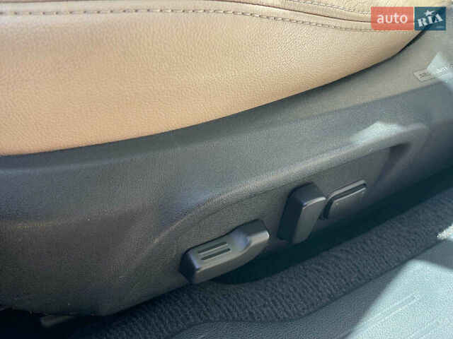 Белый Субару Аутбек, объемом двигателя 2.5 л и пробегом 102 тыс. км за 15990 $, фото 16 на Automoto.ua