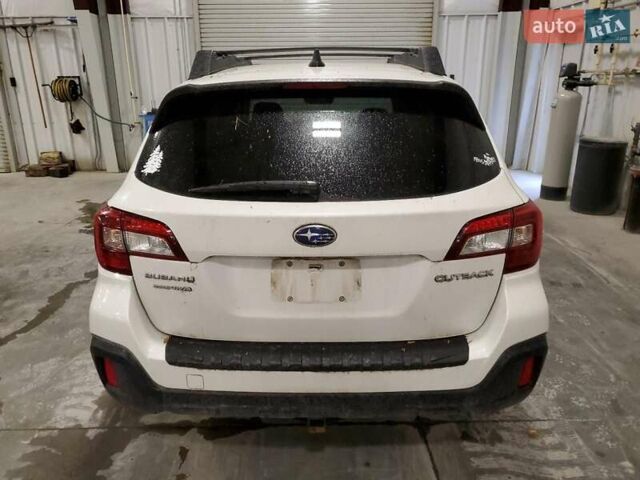 Білий Субару Аутбек, об'ємом двигуна 2.5 л та пробігом 128 тис. км за 2800 $, фото 5 на Automoto.ua