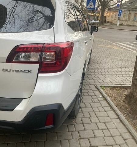 Білий Субару Аутбек, об'ємом двигуна 2.5 л та пробігом 166 тис. км за 19500 $, фото 13 на Automoto.ua