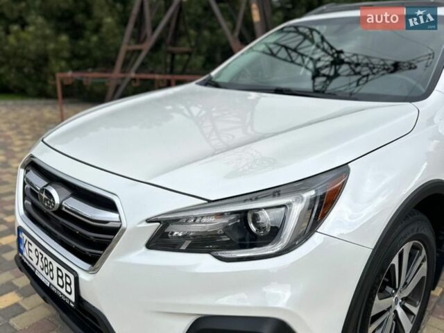 Белый Субару Аутбек, объемом двигателя 2.5 л и пробегом 79 тыс. км за 17600 $, фото 8 на Automoto.ua
