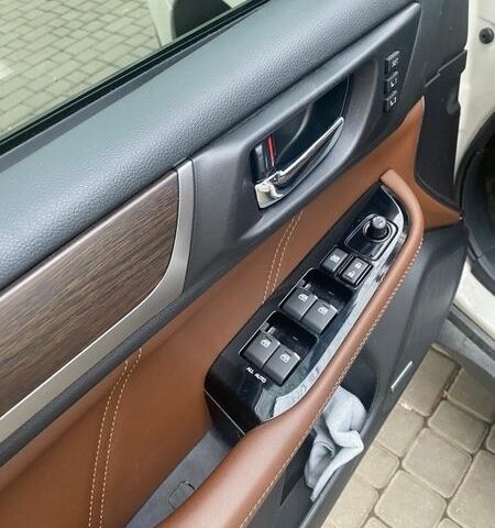 Білий Субару Аутбек, об'ємом двигуна 2.5 л та пробігом 166 тис. км за 19500 $, фото 6 на Automoto.ua