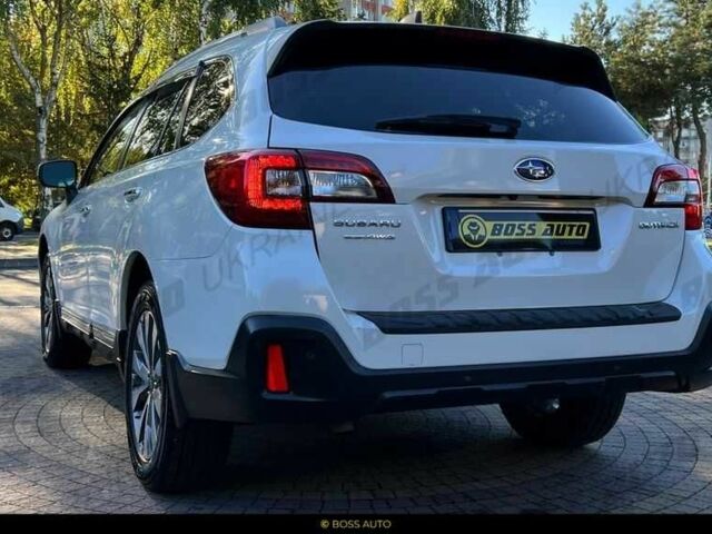 Білий Субару Аутбек, об'ємом двигуна 2.5 л та пробігом 134 тис. км за 19999 $, фото 19 на Automoto.ua