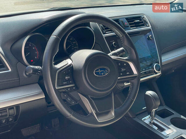 Белый Субару Аутбек, объемом двигателя 2.5 л и пробегом 102 тыс. км за 15990 $, фото 13 на Automoto.ua