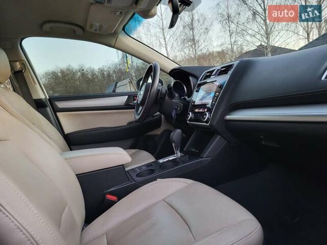 Белый Субару Аутбек, объемом двигателя 2.5 л и пробегом 105 тыс. км за 14999 $, фото 37 на Automoto.ua