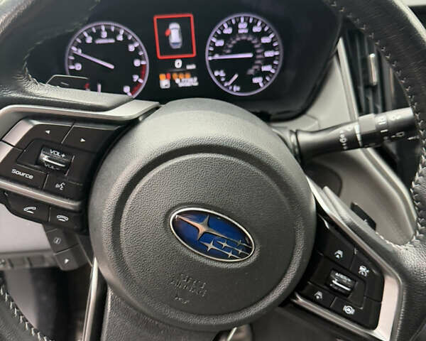 Белый Субару Аутбек, объемом двигателя 2.5 л и пробегом 94 тыс. км за 16900 $, фото 4 на Automoto.ua