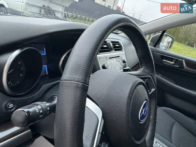 Белый Субару Аутбек, объемом двигателя 2.5 л и пробегом 60 тыс. км за 19800 $, фото 14 на Automoto.ua