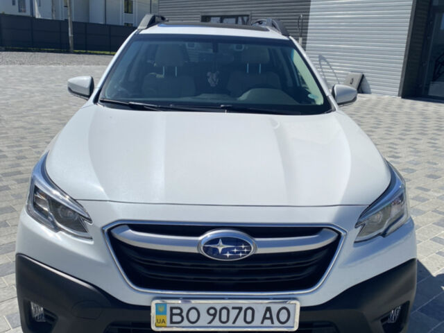 Білий Субару Аутбек, об'ємом двигуна 2.5 л та пробігом 48 тис. км за 27500 $, фото 4 на Automoto.ua