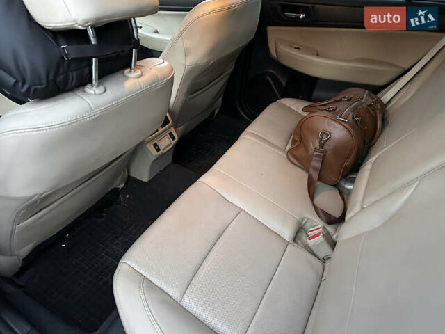 Білий Субару Аутбек, об'ємом двигуна 2.5 л та пробігом 136 тис. км за 18200 $, фото 17 на Automoto.ua