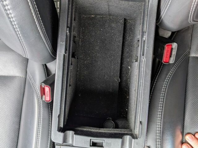 Білий Субару Аутбек, об'ємом двигуна 2.5 л та пробігом 220 тис. км за 17900 $, фото 14 на Automoto.ua