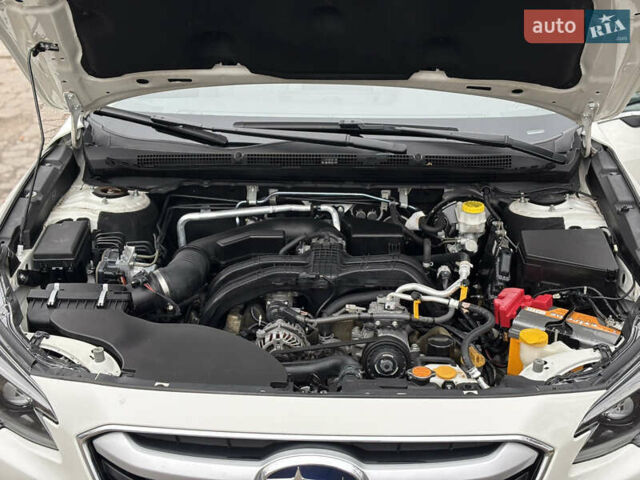 Белый Субару Аутбек, объемом двигателя 2.5 л и пробегом 95 тыс. км за 19850 $, фото 23 на Automoto.ua