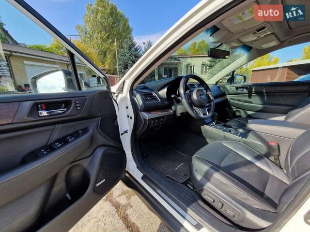 Субару Аутбек 2019 в Днепре (Днепропетровске) на Automoto.ua Белый Субару Аутбек, объемом двигателя 3.6 л и пробегом 62 тыс. км за 19000 $, фото 12 на Automoto.ua