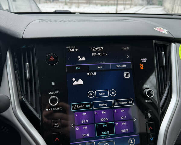 Белый Субару Аутбек, объемом двигателя 2.5 л и пробегом 94 тыс. км за 16900 $, фото 6 на Automoto.ua