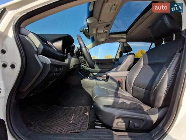 Субару Аутбек 2019 в Днепре (Днепропетровске) на Automoto.ua Белый Субару Аутбек, объемом двигателя 3.6 л и пробегом 62 тыс. км за 19000 $, фото 13 на Automoto.ua
