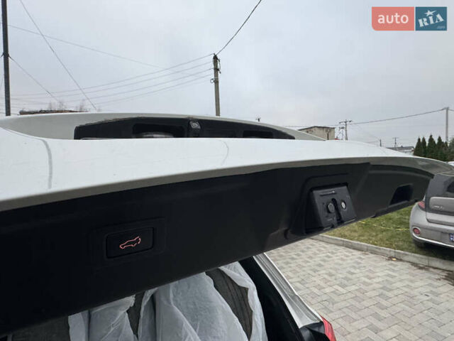 Белый Субару Аутбек, объемом двигателя 2.5 л и пробегом 60 тыс. км за 19800 $, фото 27 на Automoto.ua