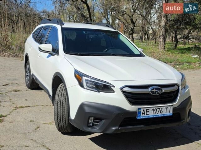 Белый Субару Аутбек, объемом двигателя 2.5 л и пробегом 95 тыс. км за 18600 $, фото 22 на Automoto.ua