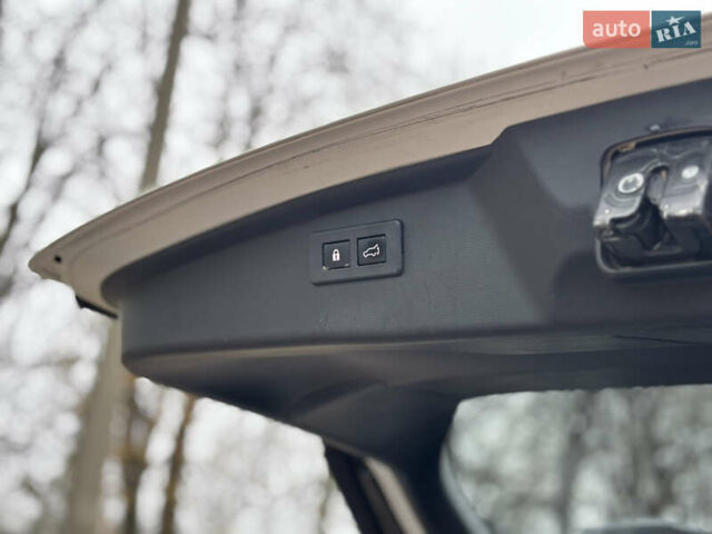 Белый Субару Аутбек, объемом двигателя 2.5 л и пробегом 95 тыс. км за 19850 $, фото 20 на Automoto.ua