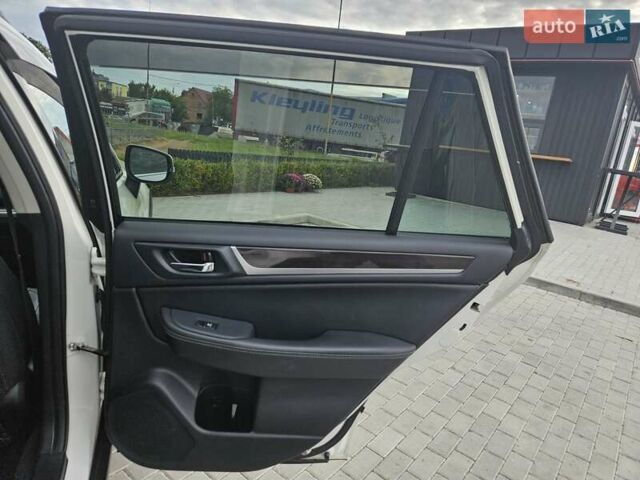 Білий Субару Аутбек, об'ємом двигуна 2.5 л та пробігом 92 тис. км за 26000 $, фото 19 на Automoto.ua