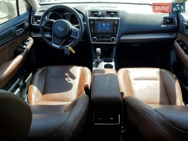 Белый Субару Аутбек, объемом двигателя 3.63 л и пробегом 88 тыс. км за 3400 $, фото 7 на Automoto.ua