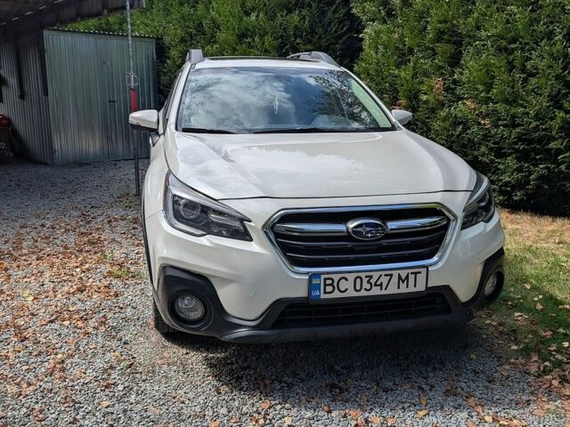 Білий Субару Аутбек, об'ємом двигуна 3.63 л та пробігом 95 тис. км за 19700 $, фото 17 на Automoto.ua