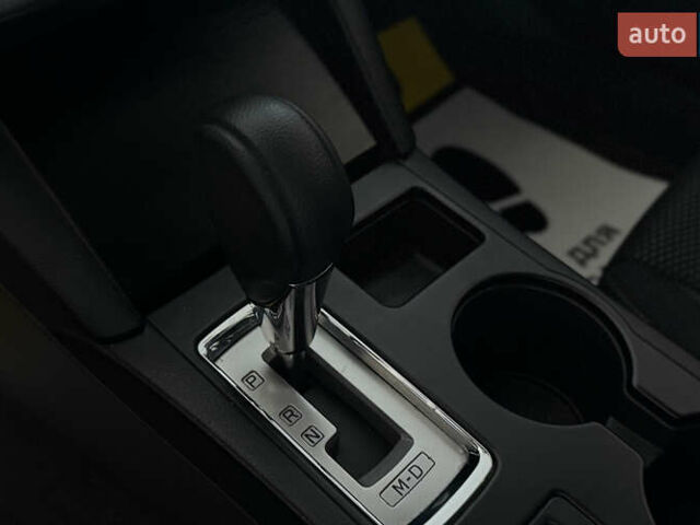 Білий Субару Аутбек, об'ємом двигуна 2.5 л та пробігом 76 тис. км за 18200 $, фото 17 на Automoto.ua