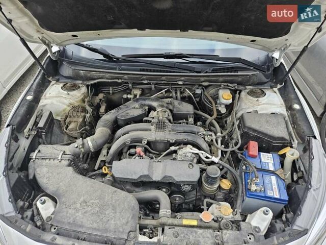 Білий Субару Аутбек, об'ємом двигуна 2.5 л та пробігом 92 тис. км за 26000 $, фото 33 на Automoto.ua