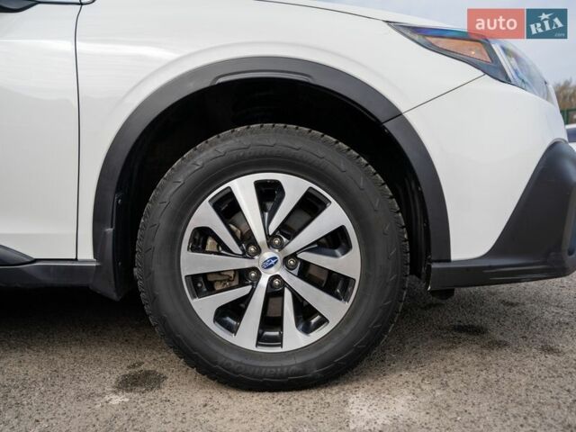 Білий Субару Аутбек, об'ємом двигуна 2.5 л та пробігом 91 тис. км за 19300 $, фото 5 на Automoto.ua