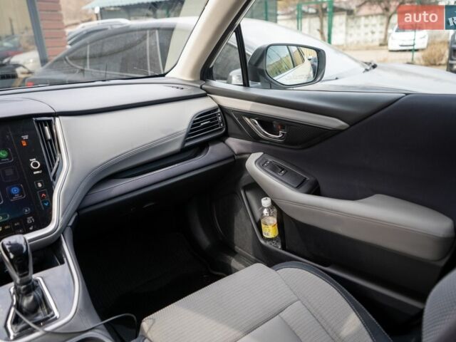 Білий Субару Аутбек, об'ємом двигуна 2.5 л та пробігом 91 тис. км за 17700 $, фото 20 на Automoto.ua