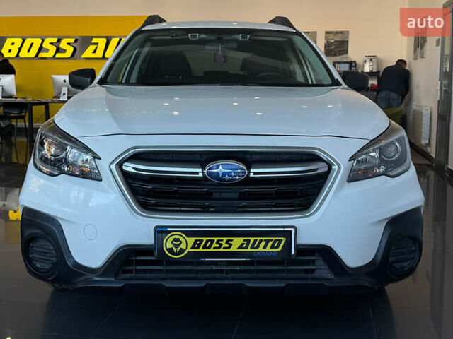 Білий Субару Аутбек, об'ємом двигуна 2.5 л та пробігом 76 тис. км за 18200 $, фото 1 на Automoto.ua