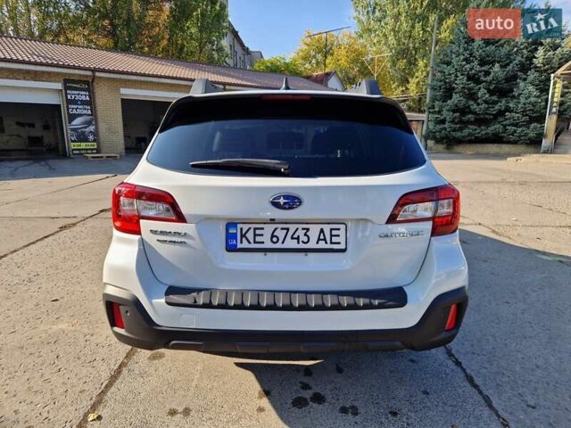 Субару Аутбек 2019 в Днепре (Днепропетровске) на Automoto.ua Белый Субару Аутбек, объемом двигателя 3.6 л и пробегом 62 тыс. км за 19000 $, фото 4 на Automoto.ua