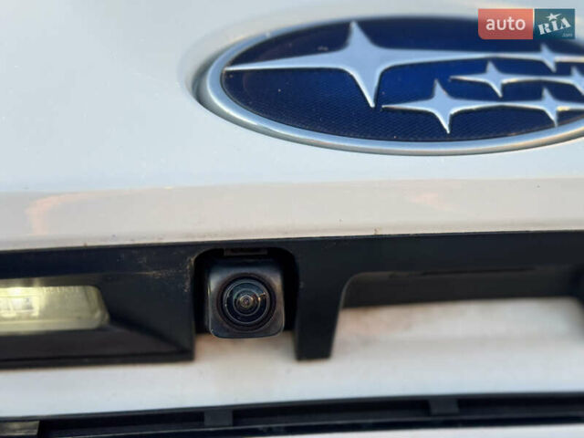Білий Субару Аутбек, об'ємом двигуна 2.5 л та пробігом 40 тис. км за 19900 $, фото 11 на Automoto.ua