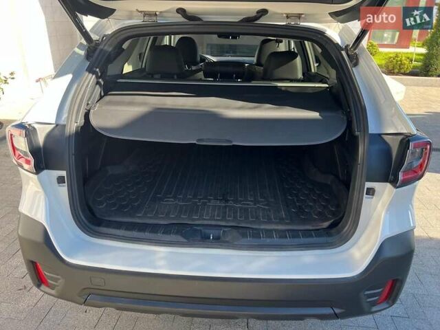 Субару Аутбек 2020 у Одесі на Automoto.ua Білий Субару Аутбек, об'ємом двигуна 2.5 л та пробігом 119 тис. км за 28300 $, фото 8 на Automoto.ua