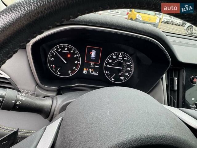 Білий Субару Аутбек, об'ємом двигуна 2.39 л та пробігом 70 тис. км за 26500 $, фото 14 на Automoto.ua