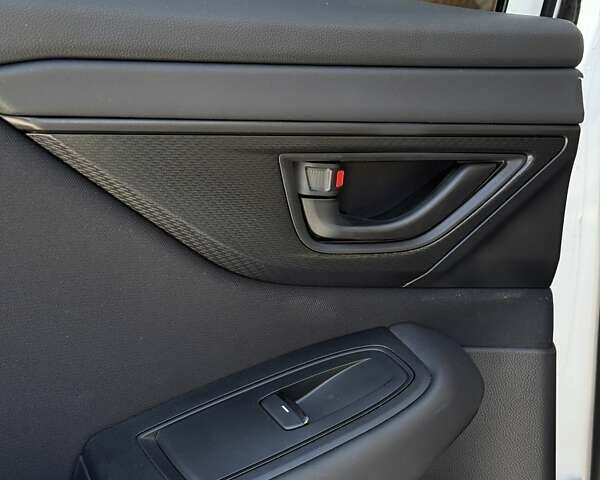 Білий Субару Аутбек, об'ємом двигуна 2.5 л та пробігом 40 тис. км за 20900 $, фото 24 на Automoto.ua