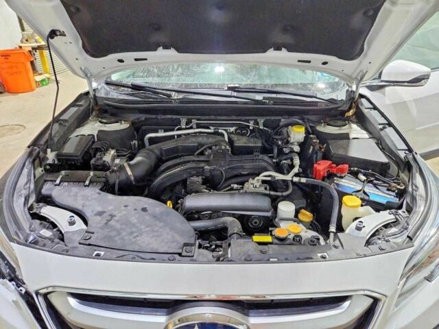 Белый Субару Аутбек, объемом двигателя 2.5 л и пробегом 46 тыс. км за 4500 $, фото 10 на Automoto.ua