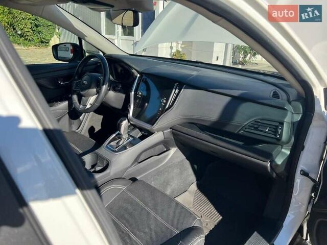 Субару Аутбек 2020 у Одесі на Automoto.ua Білий Субару Аутбек, об'ємом двигуна 2.5 л та пробігом 119 тис. км за 28300 $, фото 13 на Automoto.ua