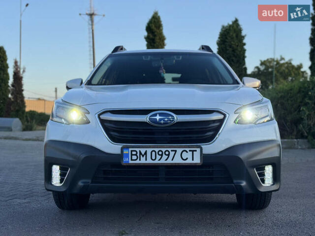 Білий Субару Аутбек, об'ємом двигуна 2.5 л та пробігом 40 тис. км за 19900 $, фото 1 на Automoto.ua