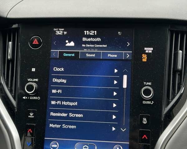 Білий Субару Аутбек, об'ємом двигуна 2.5 л та пробігом 40 тис. км за 21900 $, фото 24 на Automoto.ua