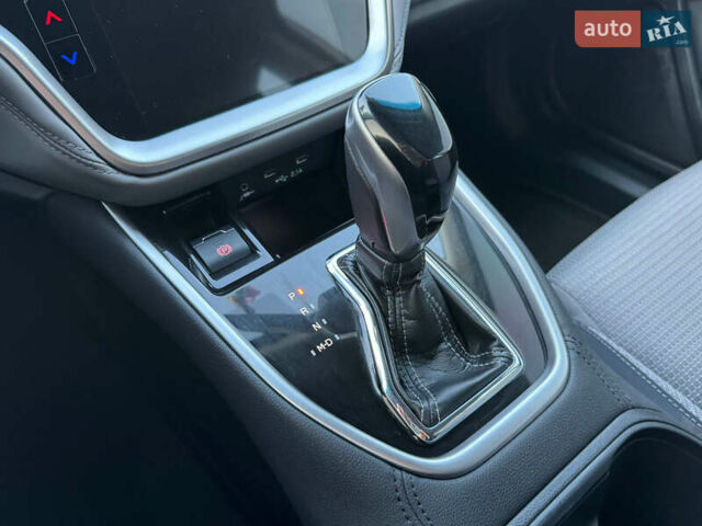 Білий Субару Аутбек, об'ємом двигуна 2.5 л та пробігом 40 тис. км за 21000 $, фото 16 на Automoto.ua