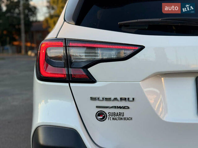 Білий Субару Аутбек, об'ємом двигуна 2.5 л та пробігом 40 тис. км за 21000 $, фото 17 на Automoto.ua
